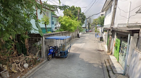 ขายที่ดินเปล่า 42 ตรว ถมแล้ว ซอยลาดพร้าว 34 เข้าจากถนนลาดพร้าง เพียง 600 เมตร ใกล้ สถานีรัชดา Interchange