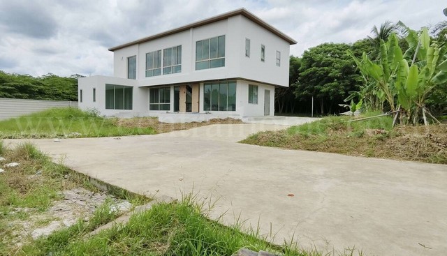 บ้านเดี่ยว 1-1-84 ไร่ ซอยอ้อมใหญ่ สามพราน - นครปฐม ราคาถูก