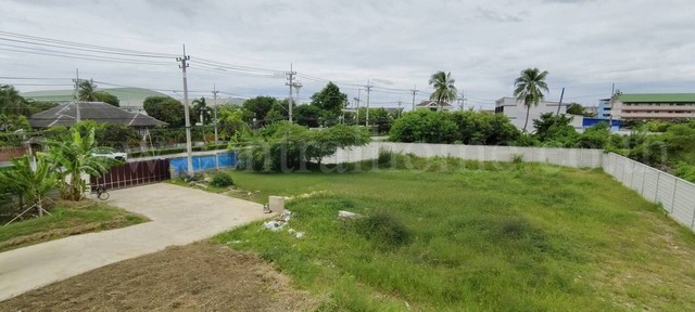 บ้านเดี่ยว 1-1-84 ไร่ ซอยอ้อมใหญ่ สามพราน - นครปฐม ราคาถูก