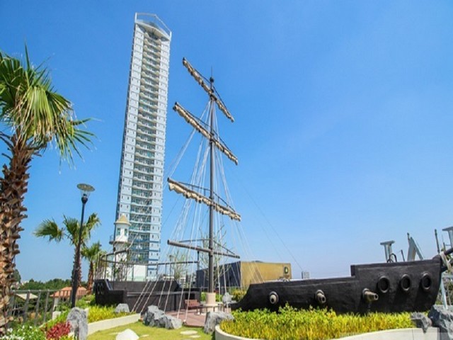 TEL:088-559 5199 คุณเอLine:https://line.me/ti/p/C0eGe0whLXใช้ชีวิตเหนือระดับ กับวิวทะเลสุดหรู ที่ “ศุภาลัย มาเรย์ พัทยา”สัมผัสความงดงามของการพักผ่อนในคอนโดหรู ชั้น 25 ราคาเพียง 2.15 ล้านบาทค่าโอน 50/50ห้อง สตูดิโอ ขนาด 32 ตร.ม. ออกแบบลงตัว มาพร้อม เฟอร์นิเจอร์ครบเซ็ตเพิ่มบรรยากาศอบอุ่นด้วย ผนังวอลเปเปอร์ และผ้าม่าน 2 ชั้น จุดเด่นที่คุณจะตกหลุมรัก:- วิวสูงสุดตระการตา สูดอากาศบริสุทธิ์ริมทะเลทุกว