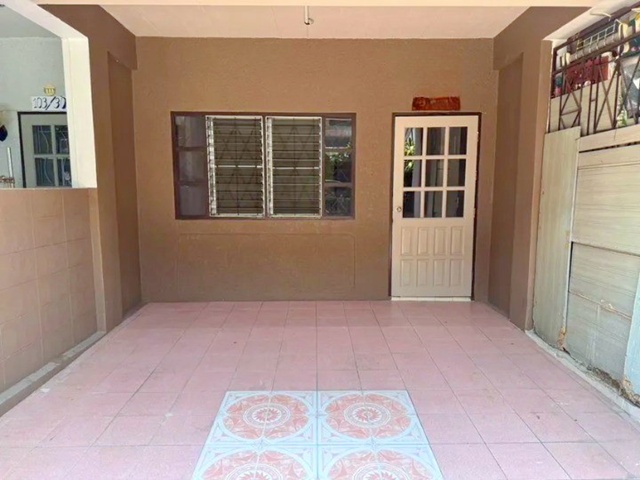 บางกรวย-ไทรน้อย ม.มจพ. 2.5 กม.  MRTบางอ้อ 1.6 กม.4 นอน 3 น้ำถ. ให้เช่าทาวน์เฮ้าส์ 3 ชั้น ตลาดสดศรีบางกรวย 1.5 กม.  สะพานพระราม 7