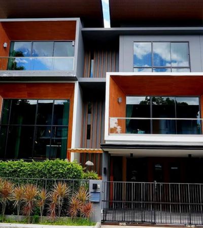 บ้านเดี่ยวหลังใหญ่ หรือปรับเป็นโฮมออฟฟิศสุดหรู โครงการเอกลักษณ์ สันทราย ติดถนนใหญ่ ใกล้ รวมโชค