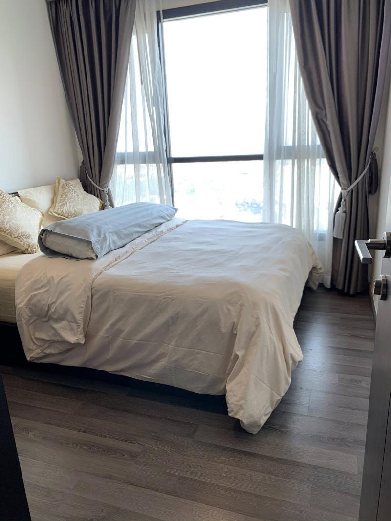 The Base Park West beautiful view clean comfortable 36th floor BTS On Nut