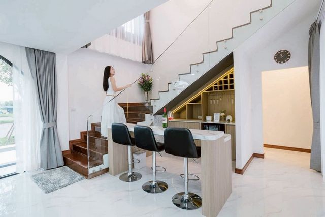 ขายพูลวิลล่าใหม่! 16.5 ล้าน #ใกล้กาดฝรั่ง หางดง วิวทุ่งนาและภูเขา บ้านหรูสไตล์รีสอร์ต บรรยากาศสงบ วิวโล่ง เหมาะทั้งอยู่อาศัย และปล่อยเช่า