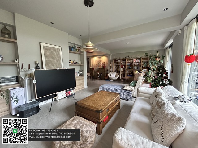 ขายบ้านเดี่ยวสไตล์โมเดิร์น ทำเลใจกลางสุขุมวิท65 บ้านสวยร่วมสมัย ตกแต่งพร้อมเฟอร์นิเจอร์ครบครัน พร้อมเข้าอยู่ได้ทันที