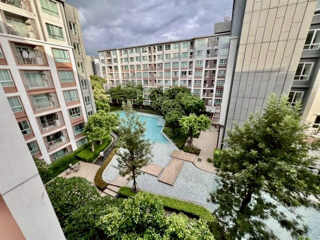 ดีคอนโด พิงค์  วิวสระว่ายน้ำ ติดเซ็นทรัลเฟส  พร้อมเข้าอยู่