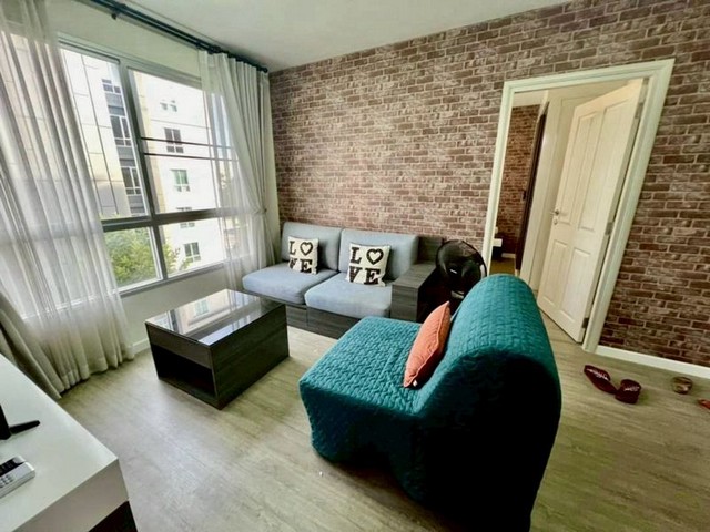 ดีคอนโด พิงค์  วิวสระว่ายน้ำ ติดเซ็นทรัลเฟส  พร้อมเข้าอยู่