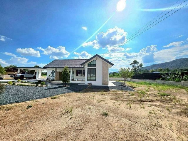 บ้านใหม่ว่างให้เช่า 35,000 บาท/เดือน ดอยสะเก็ด บ้านชั้นเดียว พื้นที่กว้างขวาง โปร่ง โล่ง #เฟอร์นิเจอร์ครบ พร้อมเข้าอยู่ได้เลย