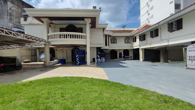 ขายบ้านเดี่ยวสุทธิสารวินิจฉัย บ้านเดี่ยวลาดพร้าว 48 หลังใหญ่ 220 ตรว พื้นที่ 600 ตรม  