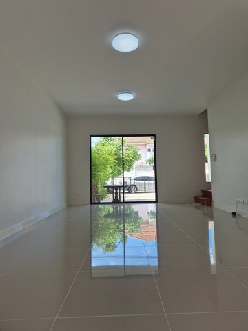 ทาวน์เฮาส์ 2 ชั้น โครงการโมดิวิลล่า บางบัวทอง นนทบุรี ใกล้ตลาดสมบัติบุรี