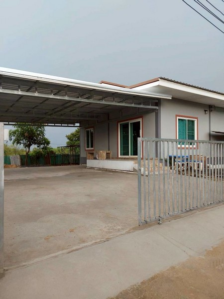 ขายบ้านสวยใกล้โลตัสตลาดบ้านนา ต.บ้านนา อ.บ้านนา จ.นครนายก อยู่ในแหล่งชุมชน ใกล้โรงเรียน โรงพยาบาล