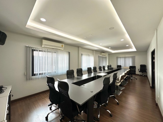 ให้เช่าโฮมออฟฟิศ 4 ชั้น 363 ตร.วา จอดรถ 50 คัน  ซ.รามอินทรา 5 แยก 9 | ใกล้ BTS วัดพระศรีมหาธาตุ