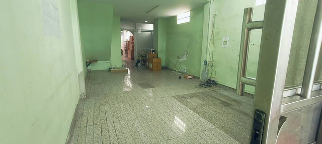 ขาย ทาวน์เฮ้าส์ 3 ชั้น นิลุบลวิลล์ หลังมุม ตรงข้ามบิ๊กซีบางพลี สมุทรปราการ (144 ตรม.)