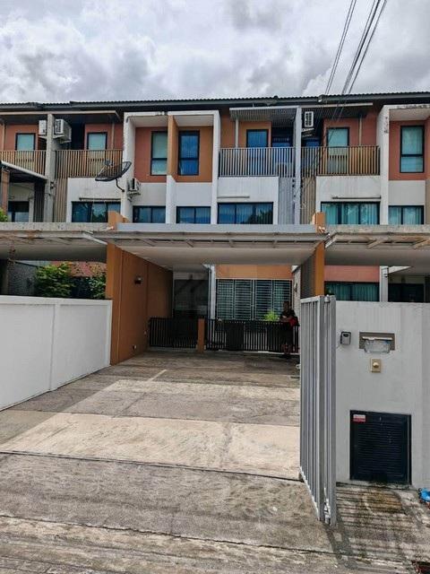 ขายทาวน์โฮม 3 ชั้น 34 ตร.ว. แกรนด์ ไอ-ดีไซน์ วิภาวดี ใกล้สนามบินดอนเมือง