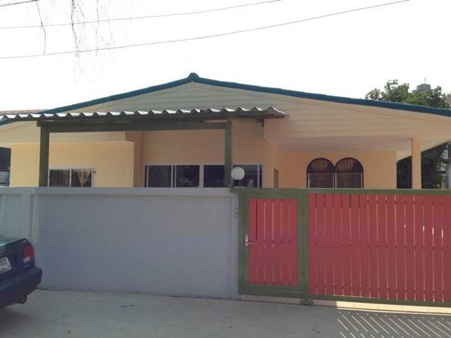 ให้เช่าบ้านชั้นเดียว โชคชัยสี่ ซอย36 เนื้อที่ 70ตารางวา 3ห้องนอน 2ห้องน้ำจอดรถได้ 4คัน