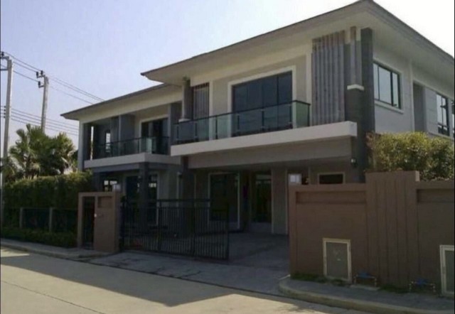 ขายบ้านเดี่ยว 2 ชั้น โครงการเดอะ ปาล์ม พัฒนาการ เนื้อที่ 110 ตร.วา บ้านหรูในทำเลพรีเมียม ราคาต่ำกว่าตลาด