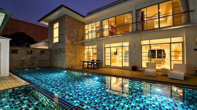 For Sales : Chalong, Luxury Pool Villa, 6 Bedrooms 7 Bathrooms
