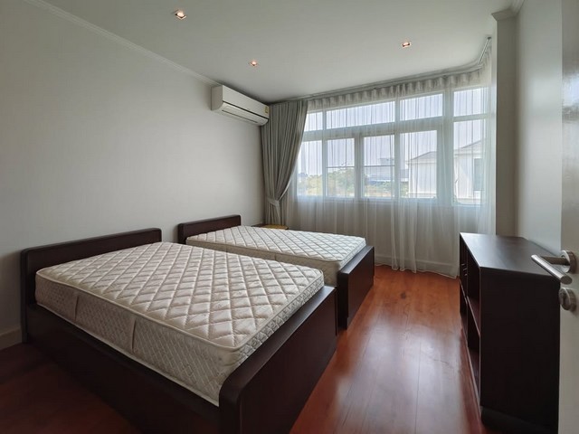 ให้เช่าบ้านเดี่ยว ในสนามกอล์ฟบางนากม.18 หมู่บ้านเลควูด (Lakewood) บ้านติดสนามกอล์ฟ เลควูดคันทรี่คลับ  2ชั้น บนเนื้อที่ 1.5ไร่