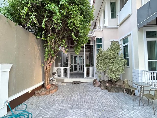 ให้เช่าบ้านเดียว 2 ชั้น 70 ตรว. 4 ห้องนอน หมู่บ้านฟ้ากรีนพาร์ค ลาดพร้าว 101 เข้าออกหลายทาง ใกล้เลียบด่วน