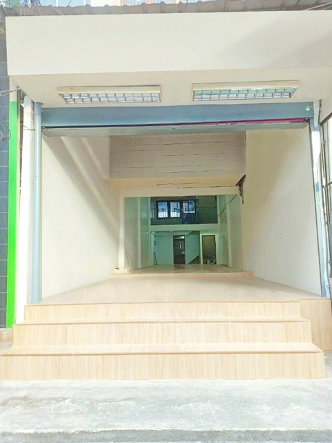 BTSแบริ่ง BTSบางนา  50 ม.อิมพีเรียลเวิลด์ สำโรง 1.3 กม.ให้เช่าอาคารพาณิชย์ 4 ชั้น ซ้ายมือ 20ตร.วา. 292 ตร.ม. เพิ่งรีโนเวทเสร็จ 4 นอน