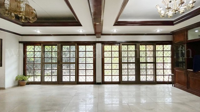 ลดราคา บ้านเดี่ยว 257 ตร.วา ชวนชื่น กรีน วิลล์ พุทธมณฑลสาย 2 หลังมุม