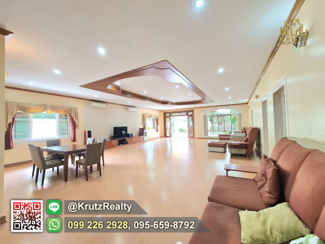 ขายบ้านเดี่ยว สรรสร้างออกแบบสุดพิเศษอย่างลงตัว เนื้อที่ 304 ตรว ต.อิสาณ อ.เมือง จ.บุรีรัมย์