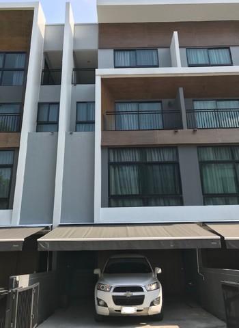 ให้เช่าทาวน์โฮม 3.5 ชั้น 3 ห้องนอน โครงการ อาร์เด้น ลาดพร้าว 71 Arden Ladprao 71 ซอยสตรีวิทยา 2 ใกล้เลียบทางด่วน เหมาะอยู่อาศัย