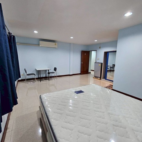 ขายหอพักจรัญสนิทวงศ์ซอย8 ขายหอพักบางกอกใหญ่กรุงเทพ ขายหอพักใกล้mrtจรัญ13  จรัญซอย8 เขตบางกอกใหญ่ กรุงเทพฯ