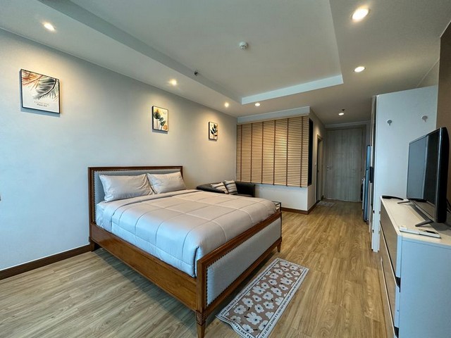 ให้เช่าลัดดาพลัส คอนโดศรีราชา ห้องสวย ชั้นสูง ตกแต่งครบ พร้อมเข้าอยู่ FP-C01215