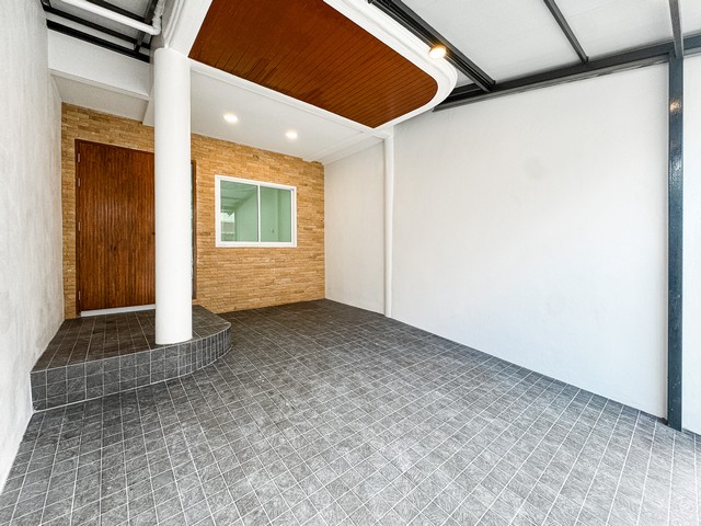 ทาวน์โฮม 2 ชั้น โครงการ ทาวน์โฮม 84 แมนชั่น ลาดพร้าว71