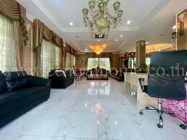 บ้านเดี่ยว 3 ชั้น บอนด์สตรีท หมู่บ้านเมืองทองธานี โครงการ 2 บ้านสวย