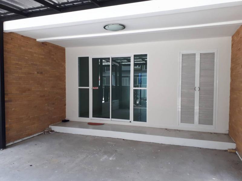 ขายทาวน์เฮ้าส์มือสอง อำเภอบางบัวทองจังหวัดนนทบุรี  โครงการ โฟร์ซีซั่น ราชพฤกษ์ - รัตนาธิเบศร์