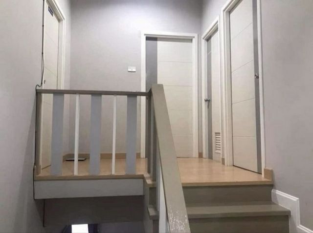 โซนแม่เหียะ ขายเพียง 3.2 ล้าน 43 ตรว. บ้านเดี่ยว 2 ชั้น #เมืองเชียงใหม่ • บ้านยังไม่ได้ต่อเติม พร้อมแต่งตามสไตล์คุณ ทำเลดี เข้าเมืองสะดวก