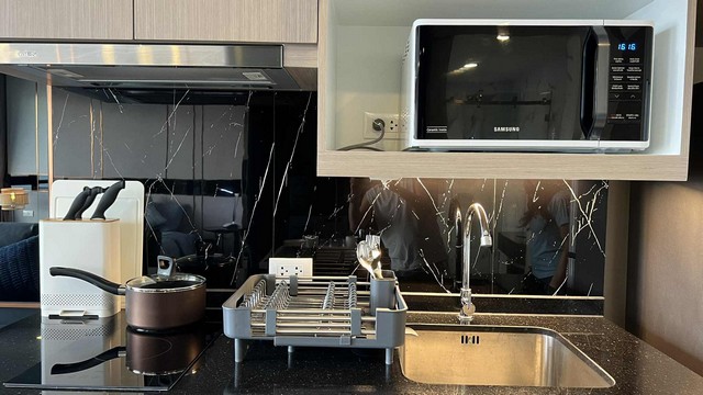 ให้เช่า PANORA PATTAYA  ตั้งอยู่บนพระตำหนักซอย 5  ห้องใหม่ไม่เคยปล่อยเช่า  250เมตร จากชายหาด