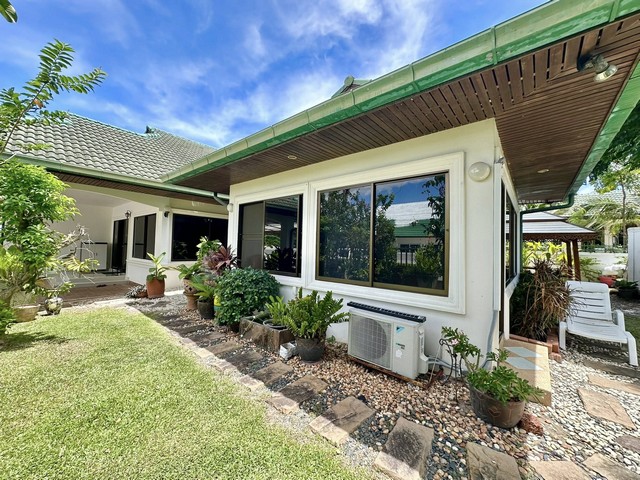 บ้านให้เช่า สวนกว้างมาก  ซอยเนินพลับหวาน ร่มรื่น สไตล์ไทย-บาลี  เฟอร์ครบ