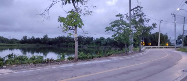 ขายที่ดินแปลงสวย 6-3-59.7 ไร่ ทำเลเด่น ย่านโค้งสนวัดคู่สร้าง พระสมุทรเจดีย์ เหมาะพัฒนาสร้างหมู่บ้าน   ZTK261