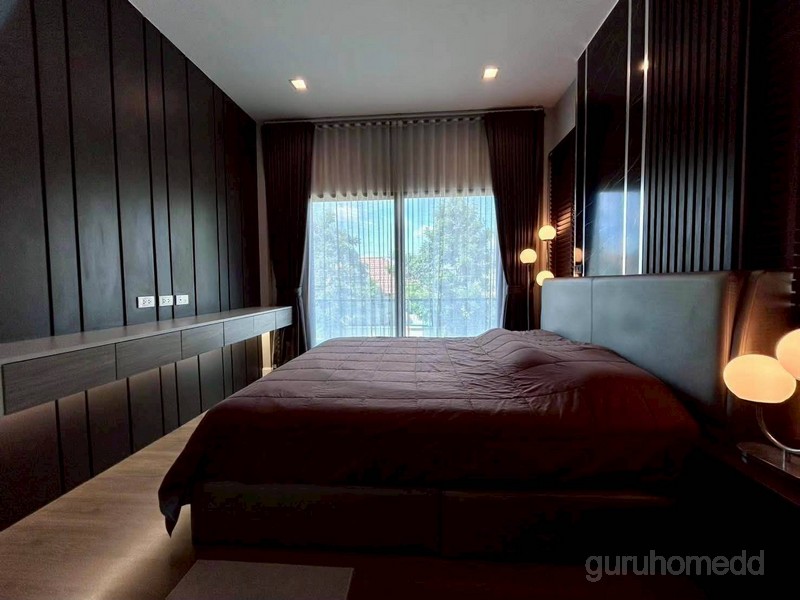 ให้เช่าบ้านเดี่ยว 2 ชั้น บางกอก บูเลอวาร์ด บางนา ศรีนครินทร์ ตกแต่ง Built-in ทั้งหลัง 3ห้องนอน 3ห้องนอน - ghd000718R