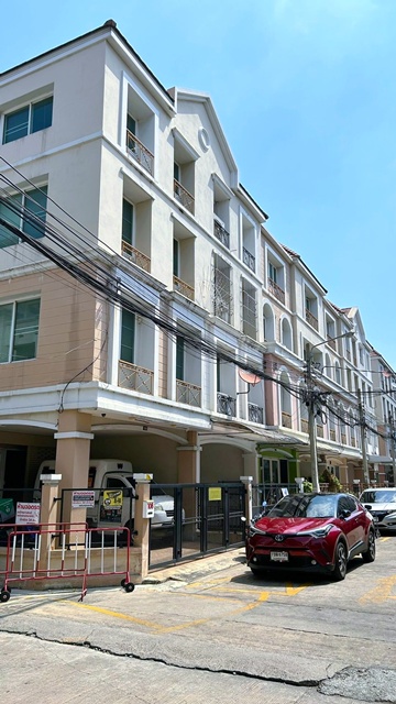 ติดเซนทรัลรัตนาธิเบศร์ ให้เช่าอาคารพาณิชย์ 4 ชั้น 25ตร.วา. MRT บางกระสอ 150 เมตร 5นอน  