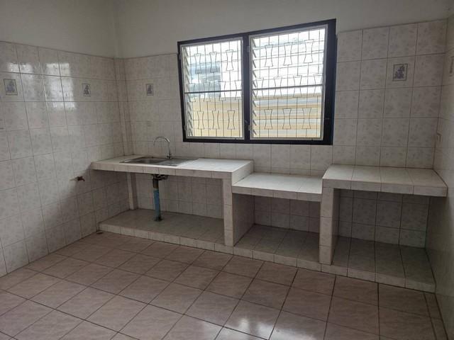 ให้เช่าบ้านเดี่ยว 1 ชั้น 64 ตร.ว. ย่านโชคชัย 4 กองปราบเลียบด่วน ใกล้ MRT โชคชัย 4