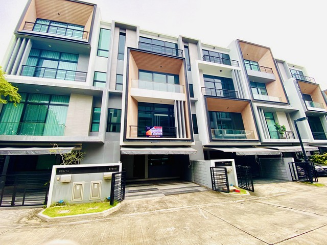 ขาย ทาวน์โฮม 3.5 ชั้น Nirvana Define Rama 9 เนอวานา ดีฟายน์ พระราม 9 ติดอุโมงค์ หลังราม ซ.รามคำแหง 24