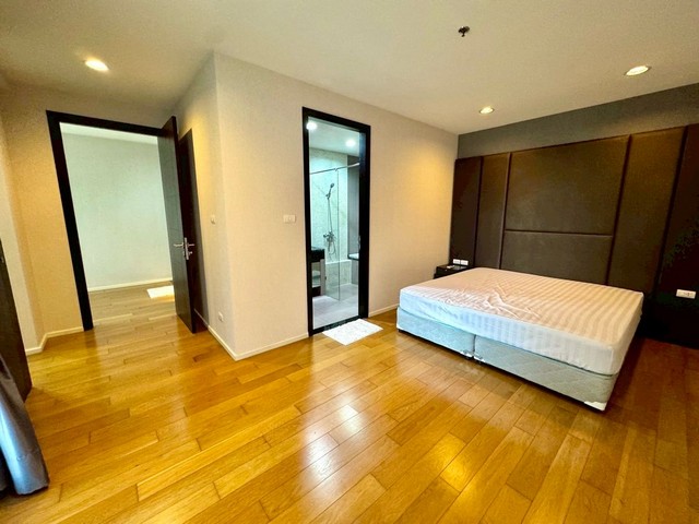 ห้อง 2 ห้องนอน 2 ห้องน้ำ ขนาดกว้างขวางถึง 128 ตร.ม. ชั้น 4 ตกแต่งครบ พร้อมเฟอร์นิเจอร์และเครื่องใช้ไฟฟ้าคุณภาพสูง