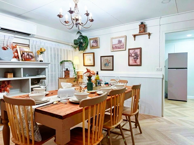 MRTห้วยขวาง 900ม. คฤหาสน์ ให้เช่าบ้านใหม่เอี่ยมสุดหรู 2 ชั้น 110ตร.วา. 350ตร.ม. 4นอน รีโนเวทใหม่  จัดเต็มเฟอร์ฯ ประชาราษฎร์บำเพ็ญ 2 น้ำ 