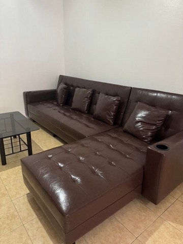 เช่า บ้านเดี่ยว  เขาน้อย 2 ห้องนอน 2 ห้องน้ำ  หลังมุม เฟอร์นิเจอร์ตามในรูป