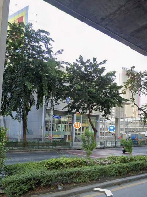 ขายตึกแถว  4 ชั้น 2 คูหา 37 ตารางวา ติดถนนใหญ่ ใกล้สี่แยกสะพานควาย ตรงข้าม Big C สะพานควาย ใกล้ BTS สะพานควาย 250 เมตร