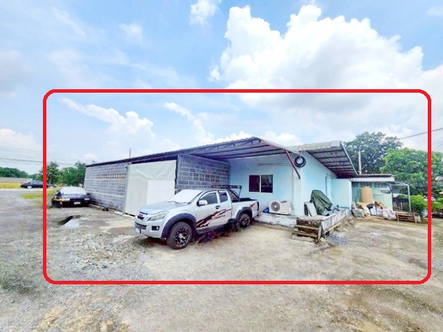 สิบล้อเข้า-ออก  ให้เช่าโกดัง 188ตร.ม.ไทวัสดุ ชัยพฤกษ์ ติดถนนใหญ่  ถ.ชัยพฤกษ์. 1-2นอน โรบินสัน ราชพฤกษ์ 900 ม. ที่จอดรถกว้าง