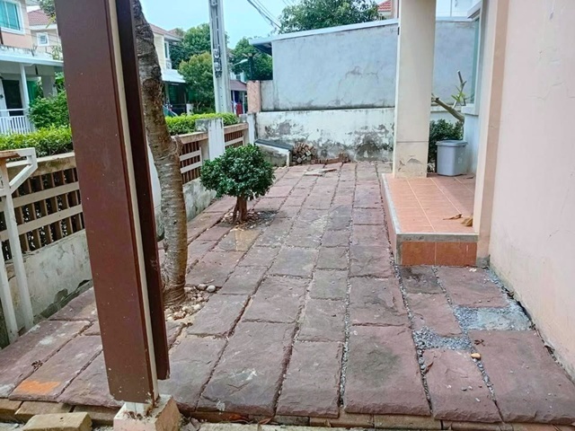 บางกรวย-ไทรน้อย โลตัส ปิยวรารมย์นนทบุรี 900 ม รร.สารสาสน์วิเทศไทรน้อย358 ม.ให้เช่าบ้านเดี่ยว 2 ชั้น 50 ตร.วา. 200 ตร.ม. 3 นอน  2 น้ำ