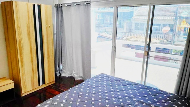 ม.ธุรกิจบัณฑิตย์ 3 กม. ให้เช่าทาวน์เฮ้าส์ 2 ชั้น 19 ตร.วา  139ตร.ม. ประชาชื่น 39-45 เขตบางซื่อ เดอะมอลล์ งามวงศ์วาน บองมาร์เช่ 1.5 กม. 