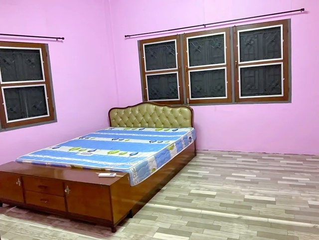 หลังมุม จันทน์16-20BTSเซนหลุยส์ 900ม. สุรศักดิ์ 900 ม.สาทร11 ให้เช่าตึกแถว 2 ชั้น 27 ตร.วา. 220 ตร.ม. ม.นานาชาติ 1.8 กม. 1นอน