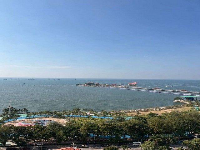 TEL:088-559 5199 คุณเอLine:https://line.me/ti/p/C0eGe0whLXให้เช่า ลัดดาคอนโดวิว ใจกลางเมือง ศรีราชา วิวทะเลค่าเช่า 20,000 บาท/เดือนประกัน 2 เดือน - ค่าเช่าล่วงหน้า1เดือนขนาดพื้นที่ 62.7 ตารางเมตรชั้น 18 วิวทะเล2 ห้องนอน 1 ห้องน้ำแอร์ 2 เครื่อง ผ้าม่านกันแสงอย่างดีเครื่องใช้ไฟฟ้า ครบ สิ่งอำนวยความสะดวกฃ- ฟิตเนส / สระว่ายน้ำ / ที่จอดรถ / ระบบรักษาความปลอดภัย / กล้อง cctvทำเลใจกลางเมืองศรีราชา- ใกล้สถานที่สำคั