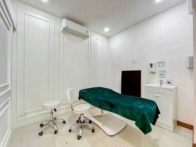 ให้เช่า คลีนิคความงาม ใกล้เซนทรัล Eastville   เลียบด่วนรามอินทรา